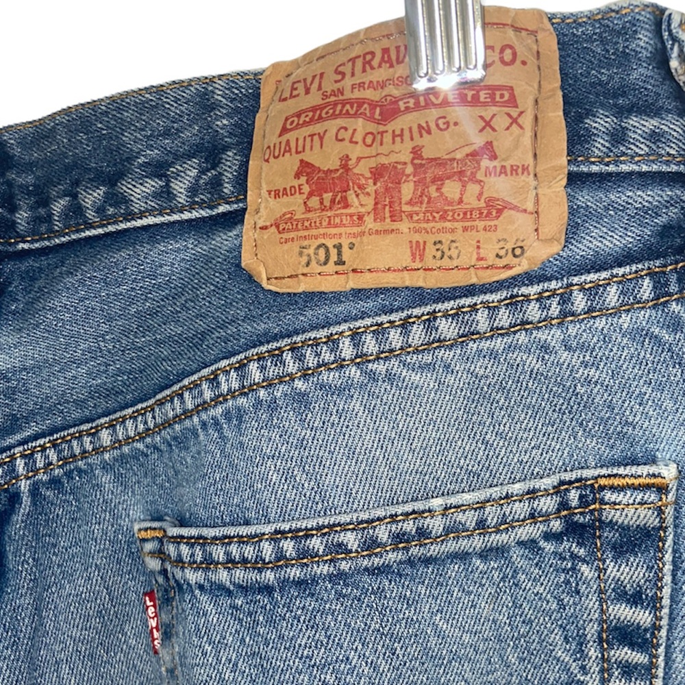 Vintage 501 Levi’s Medium Wash Straight Leg Jeans - Picture 7 of 13